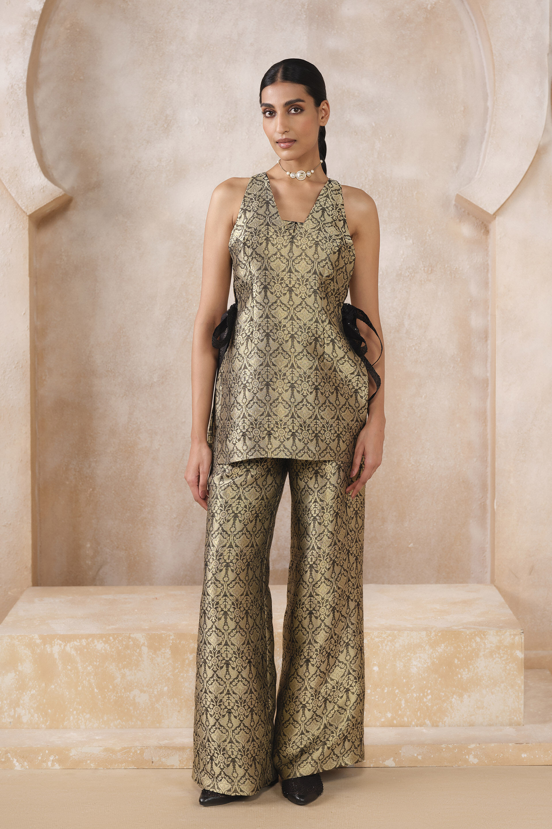 Arsema Woven Benarasi Pant Set - Black